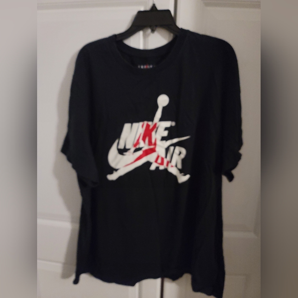 Men shirt size 3X Jordan
